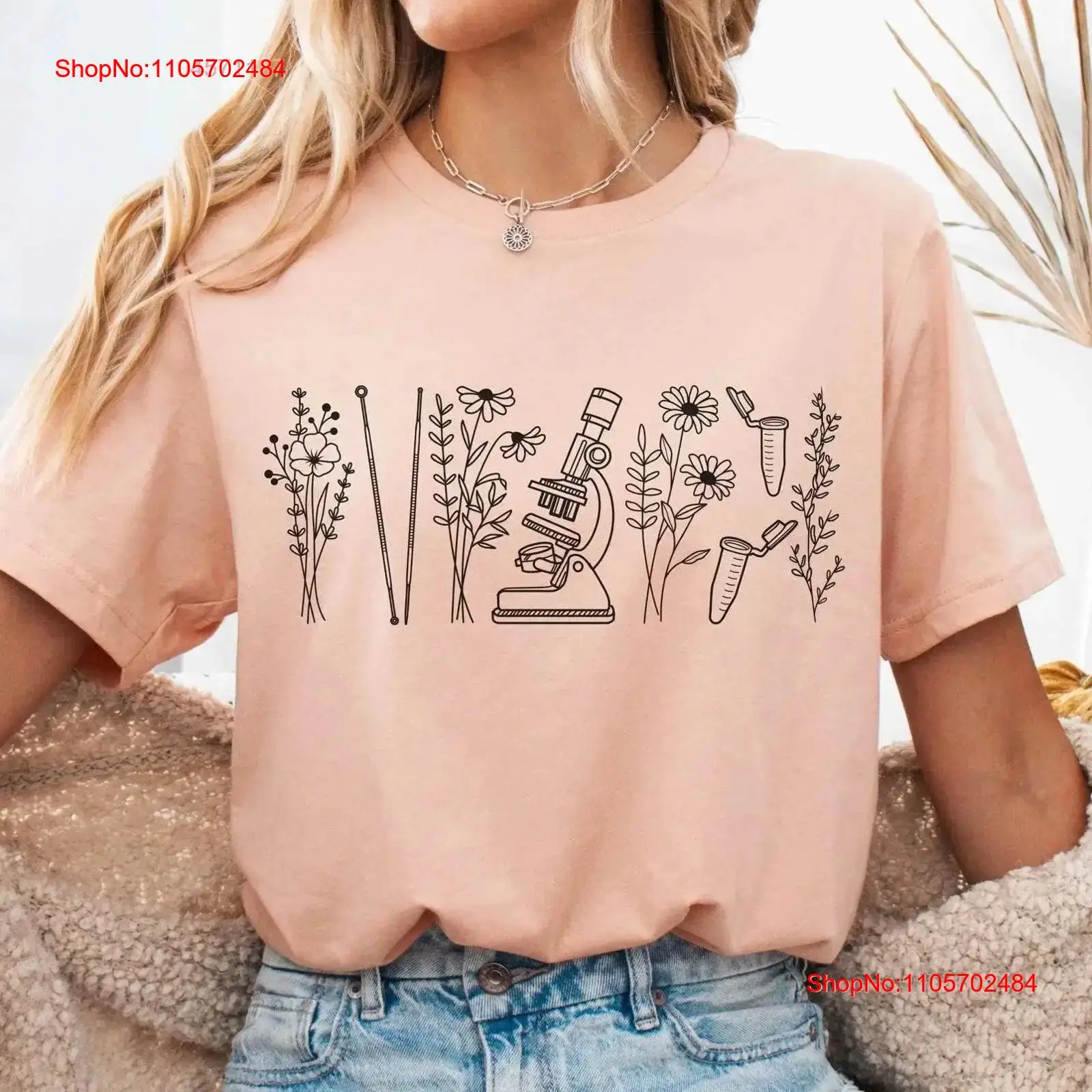 Medical Lab Technologist - Microbiology T Shirt Biology Teacher Microscope